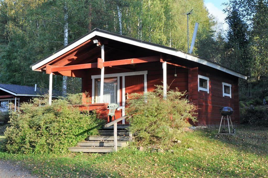 Hotel Hanhi Lapinjarvi ภายนอก รูปภาพ